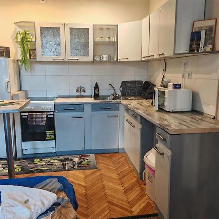 Rakoczi Guesthouse Мишкольц Экстерьер фото